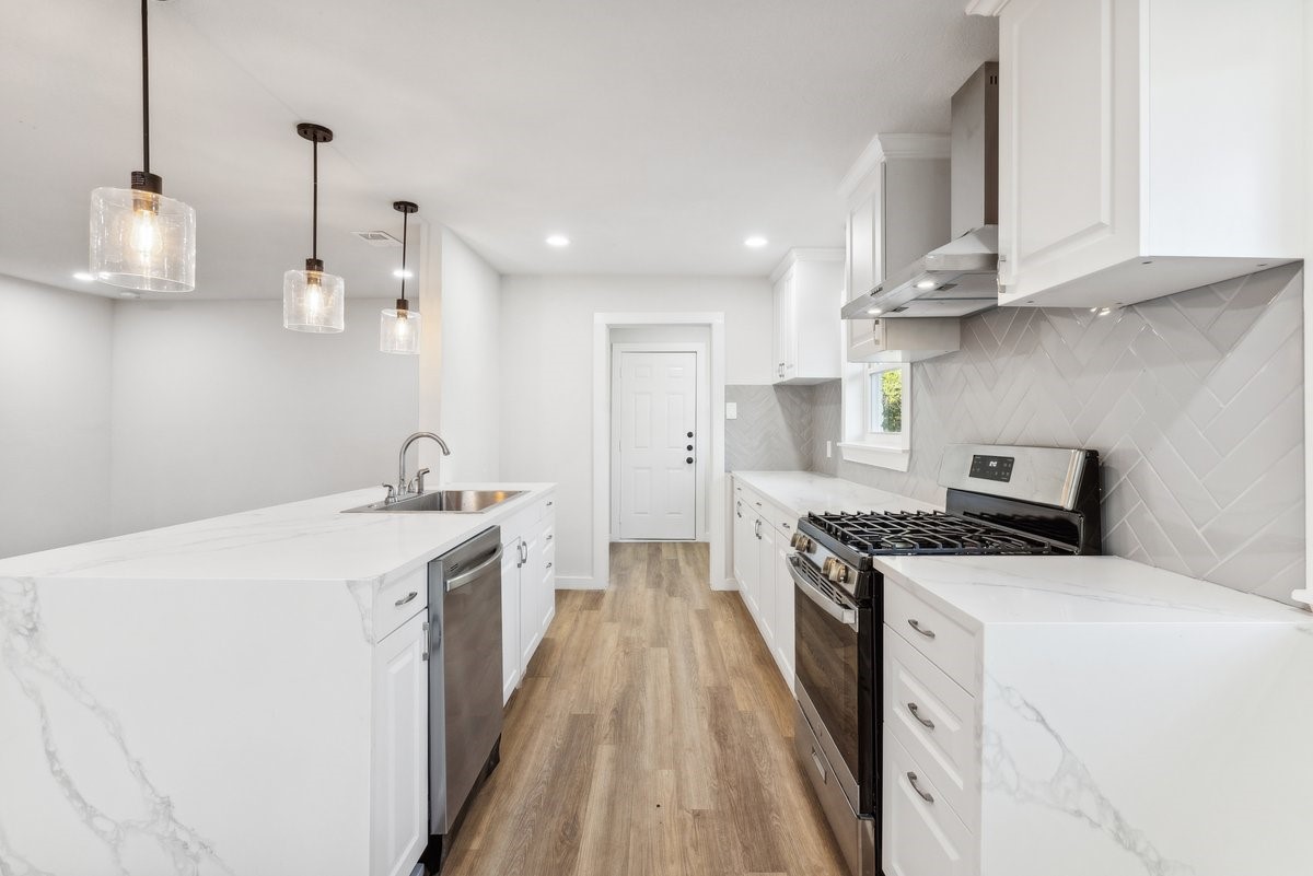 2327 N Prairie Creek Road