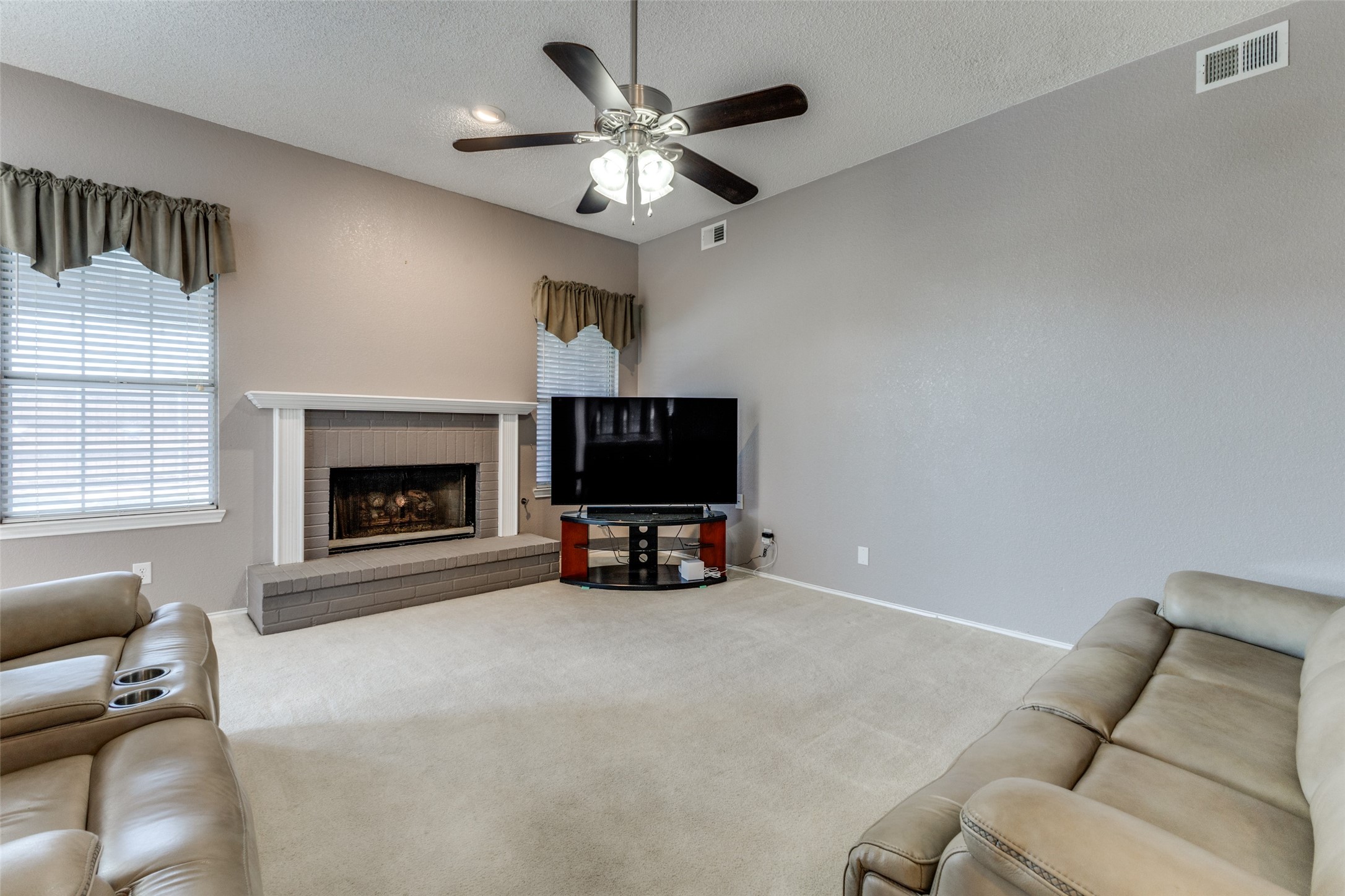 1729 Sheffield Drive