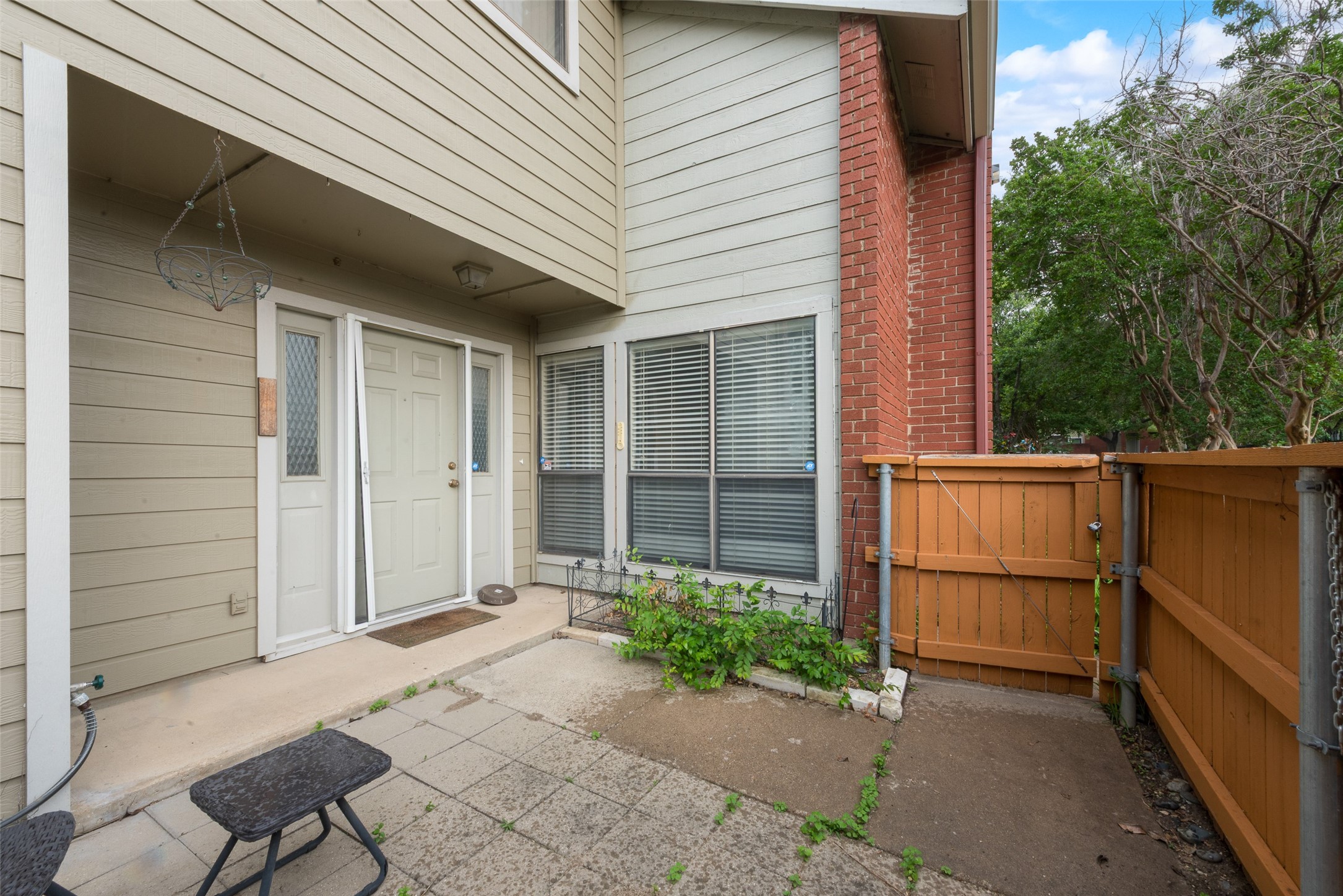 8404 Forest Lane 1305