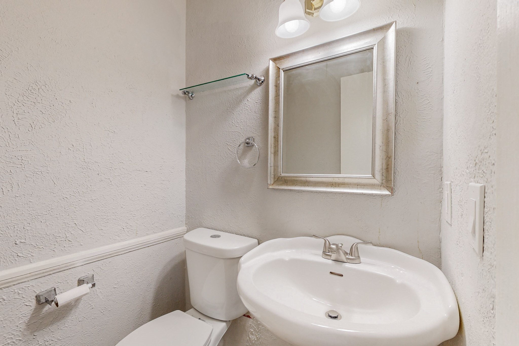 13818 Methuen Green Lane