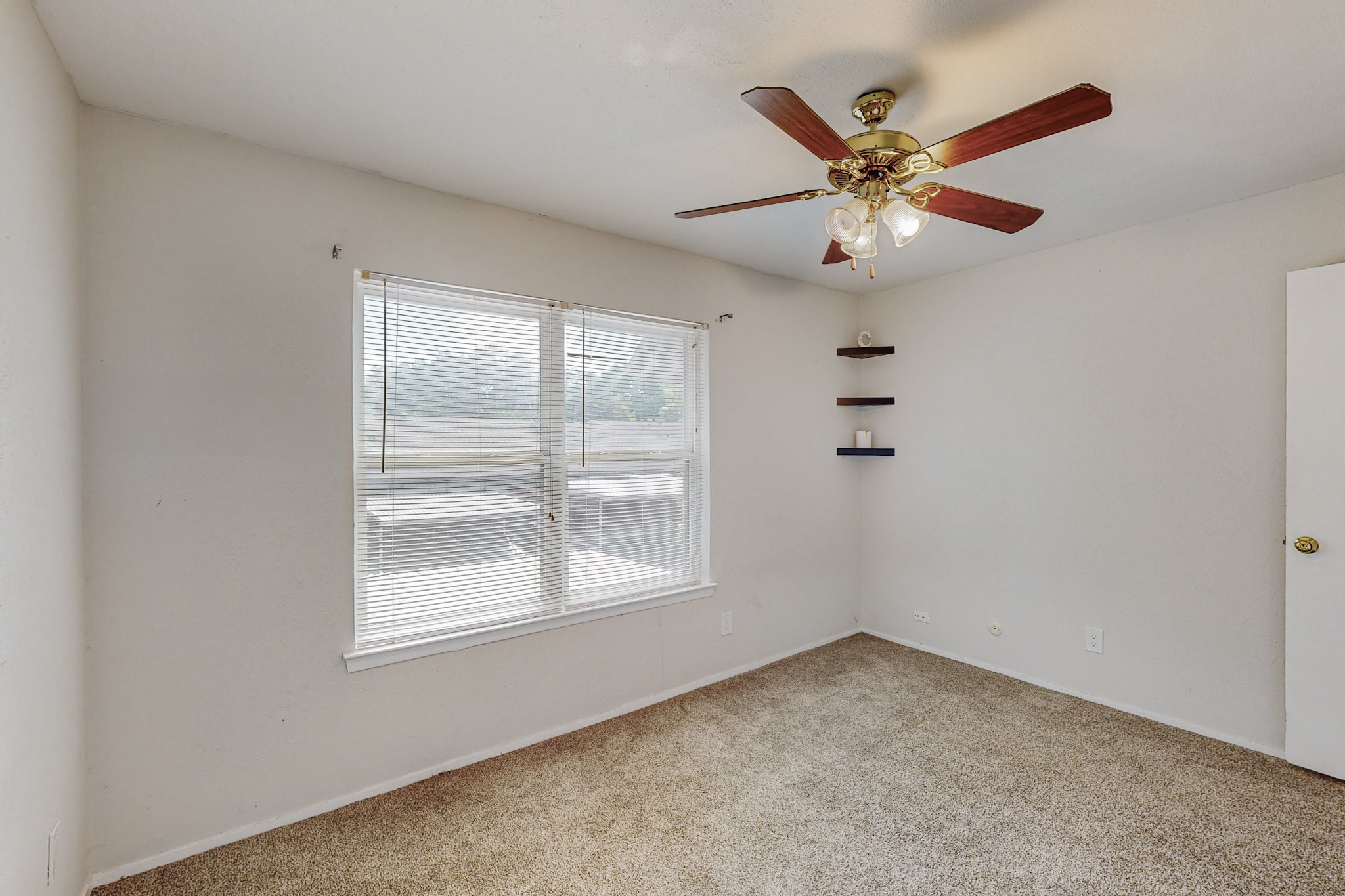 13818 Methuen Green Lane