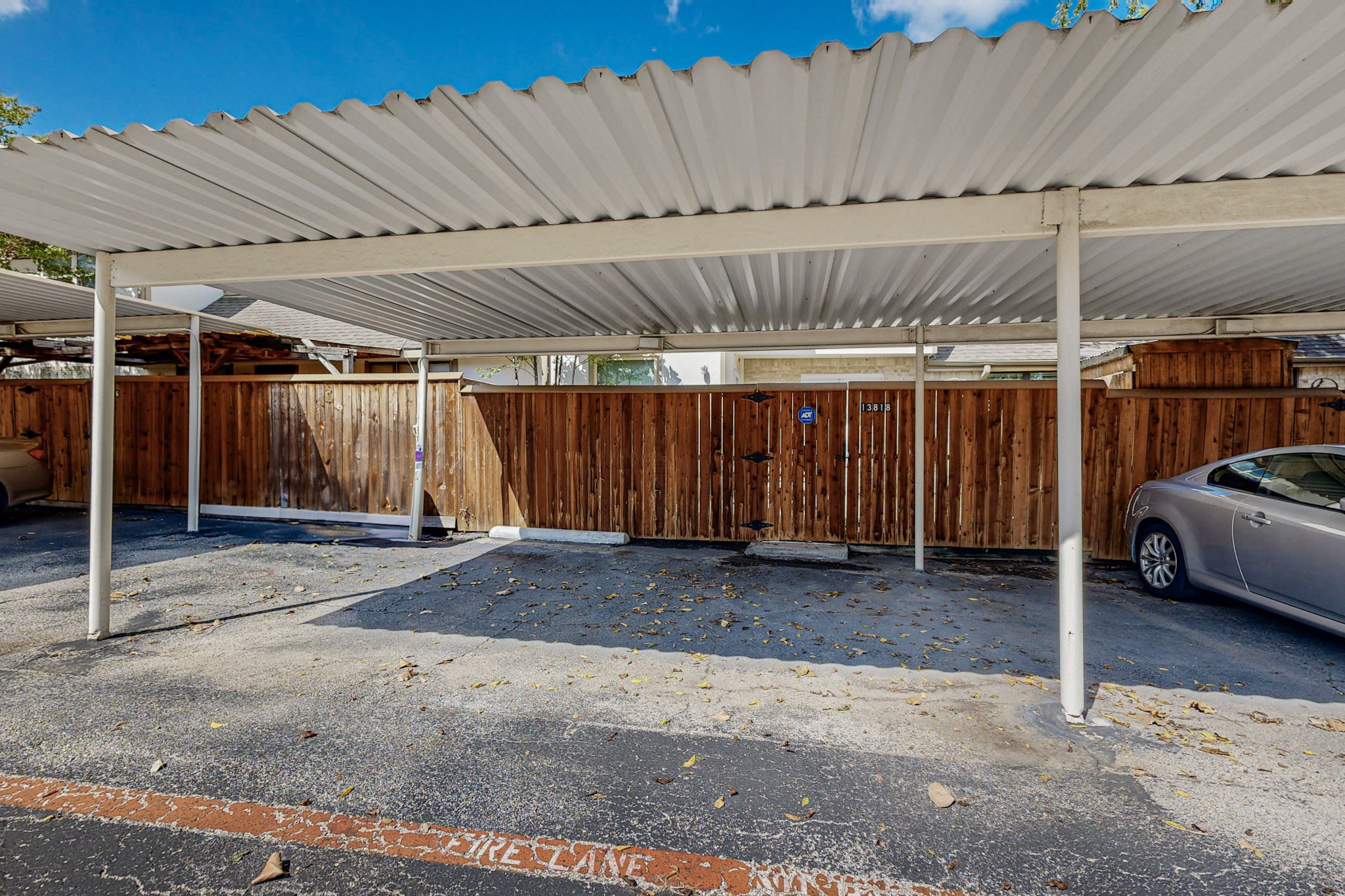 13818 Methuen Green Lane