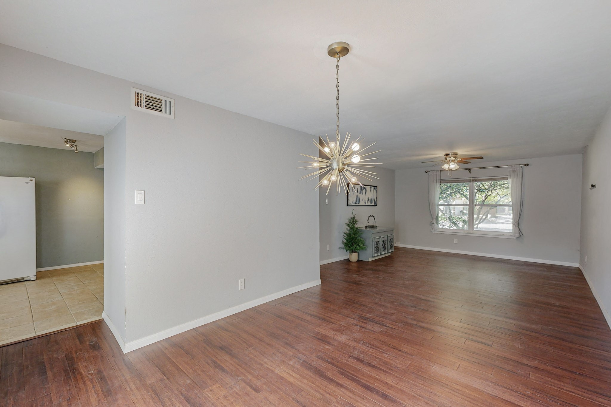 13818 Methuen Green Lane