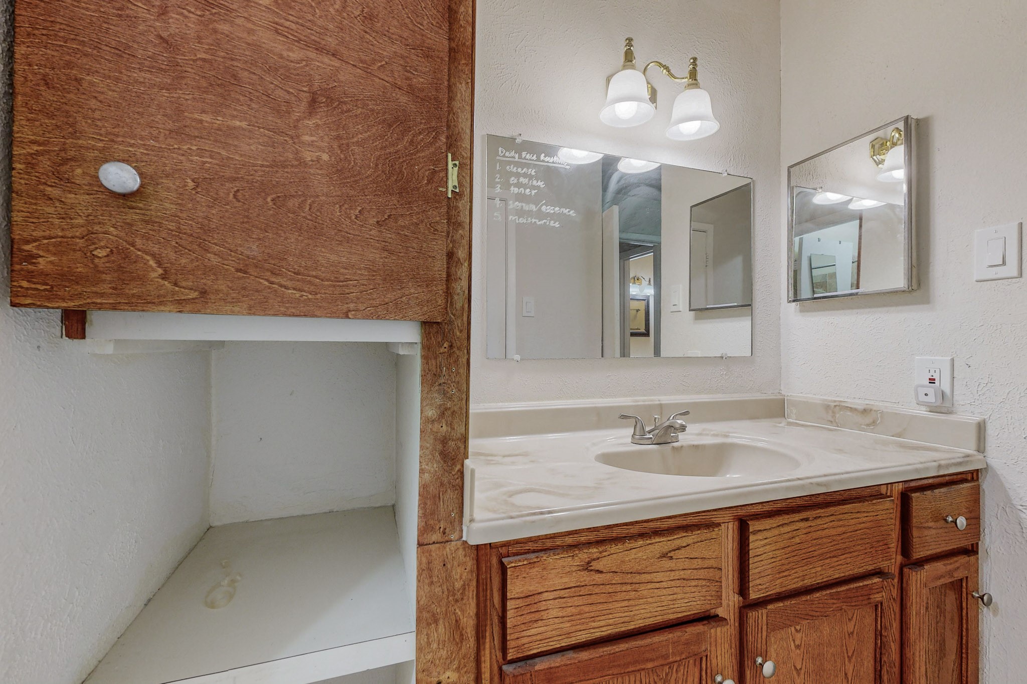 13818 Methuen Green Lane