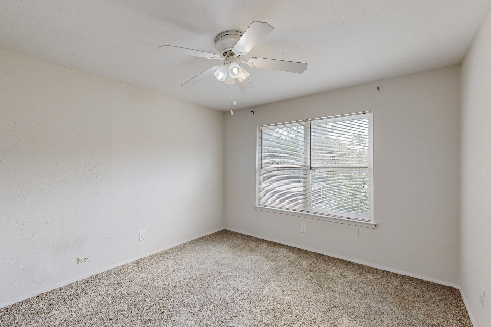 13818 Methuen Green Lane