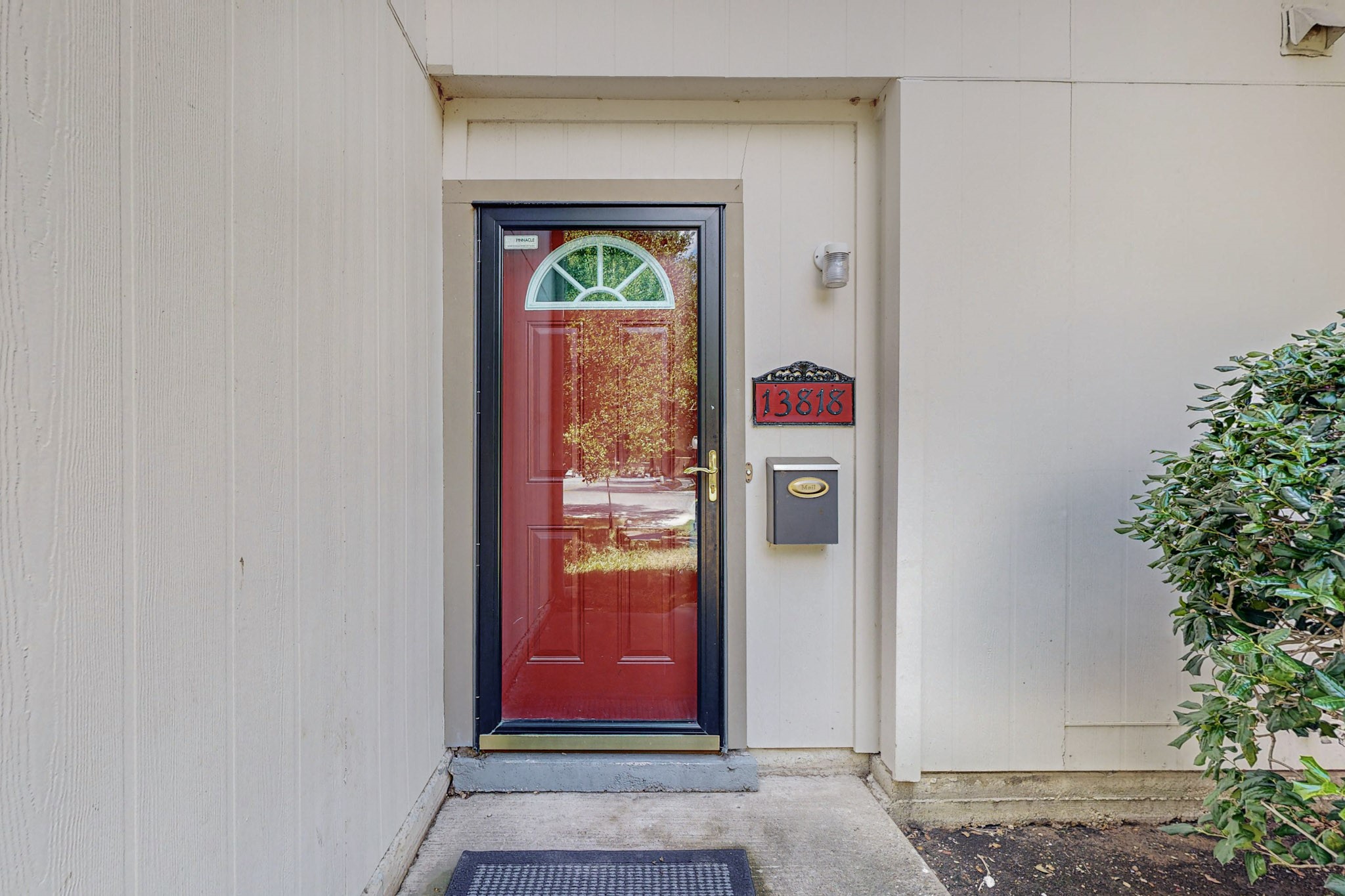 13818 Methuen Green Lane