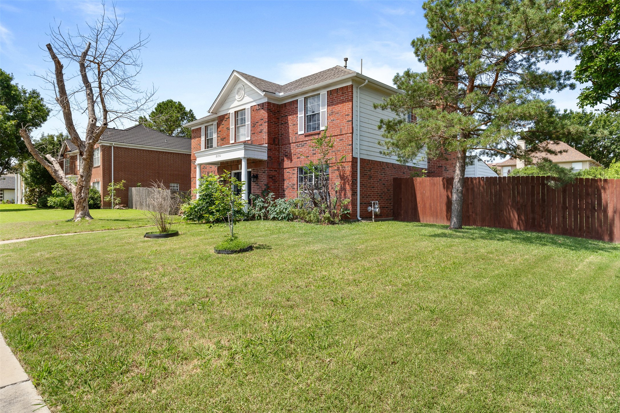 2050 Vista Drive