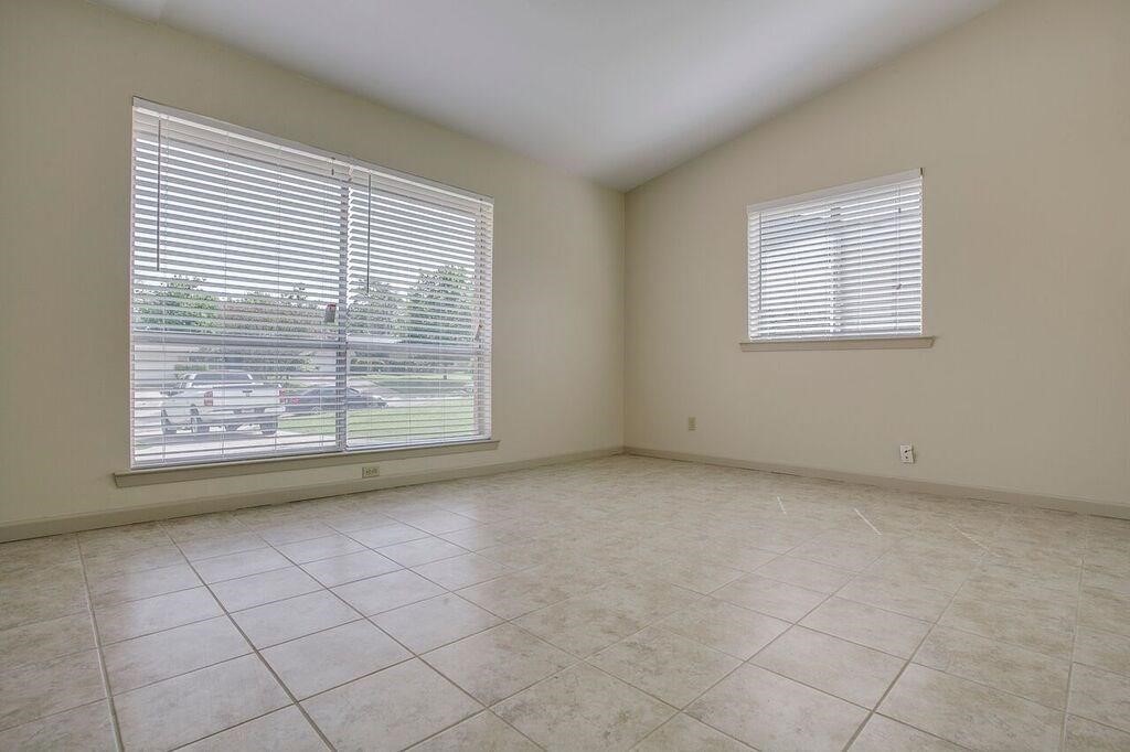 1723 Windchime Drive