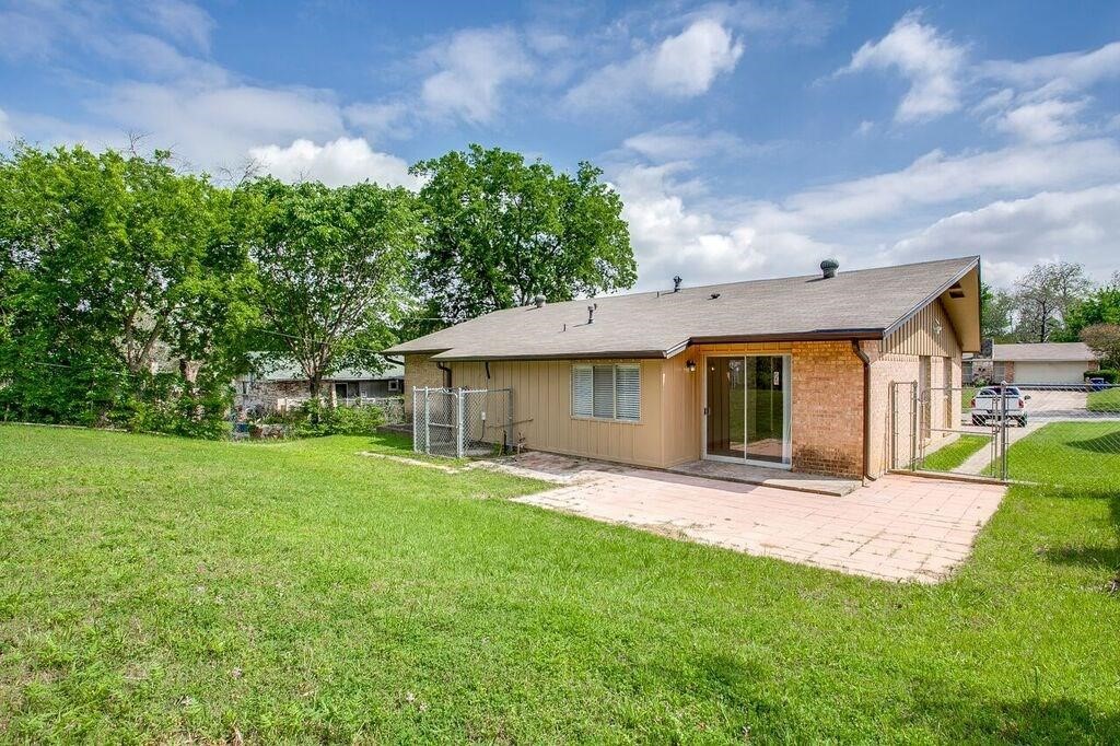 1723 Windchime Drive