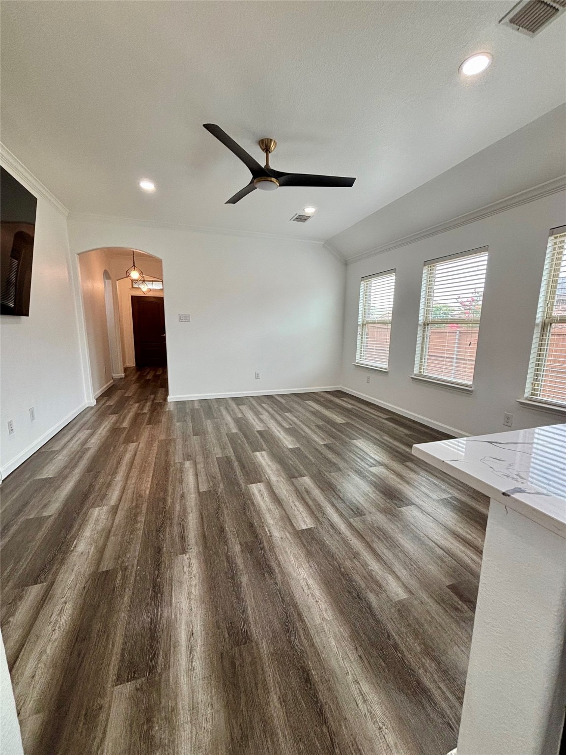 3100 Buckthorn Street