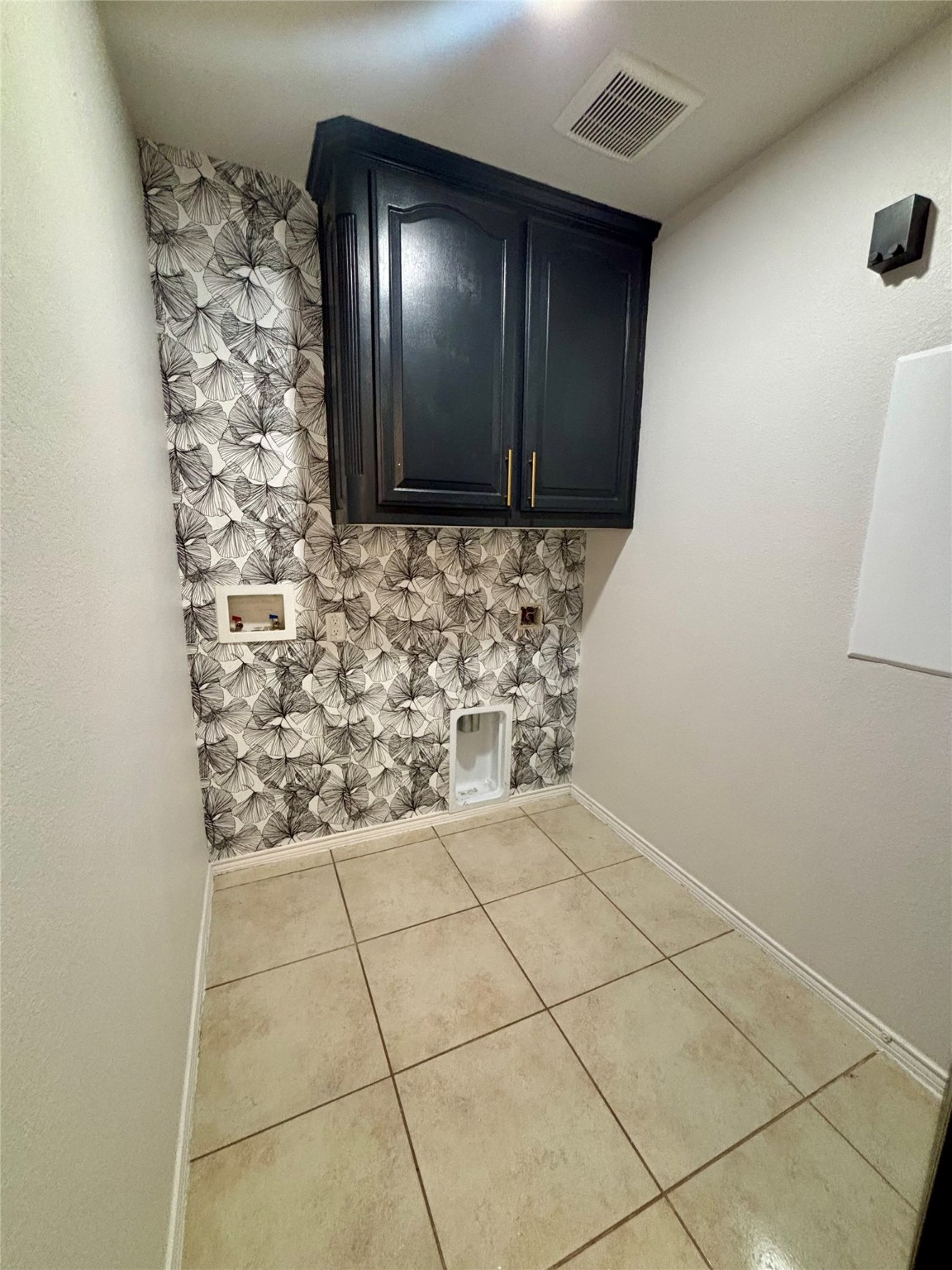 3100 Buckthorn Street