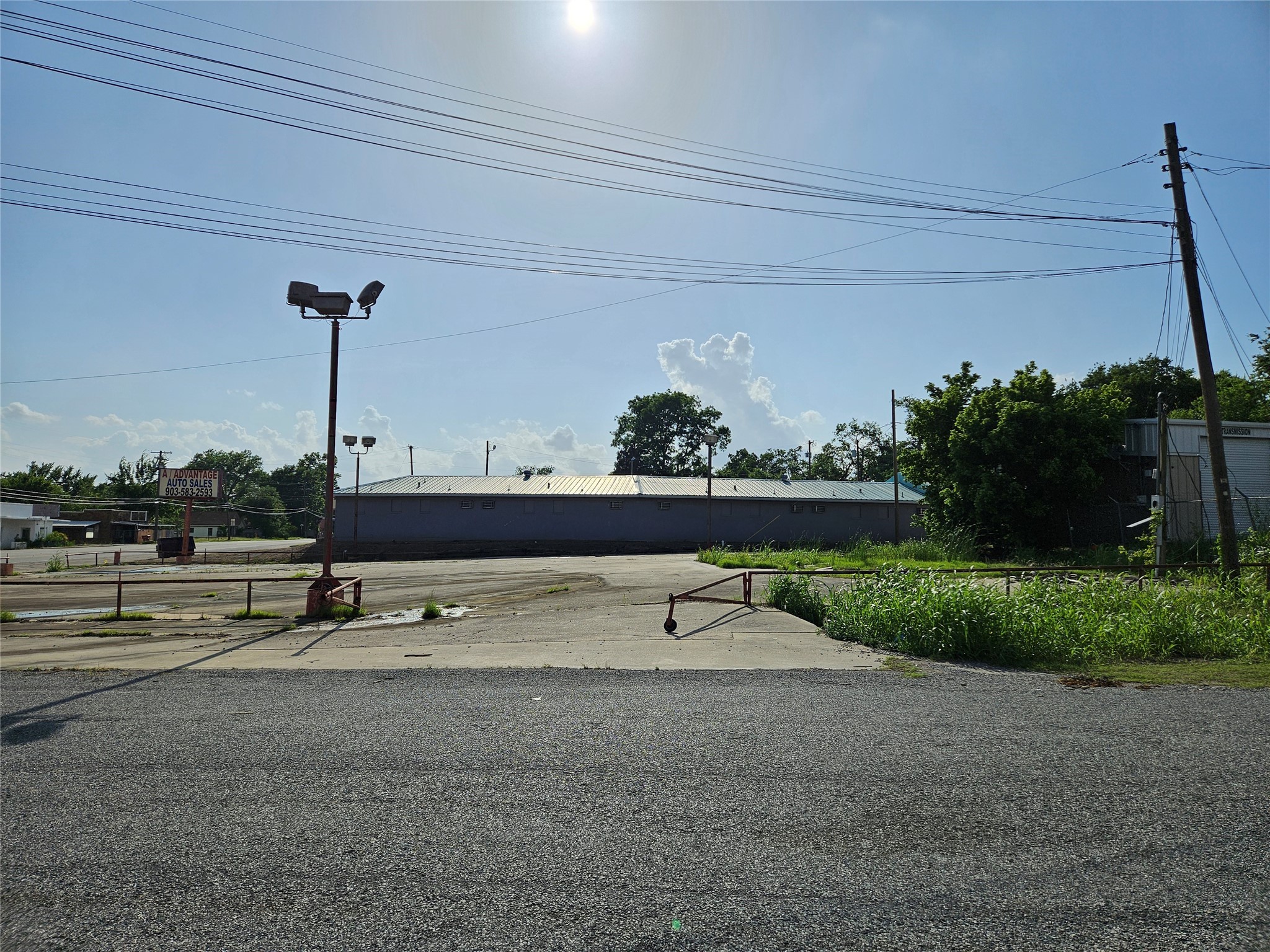 717 E Sam Rayburn Drive