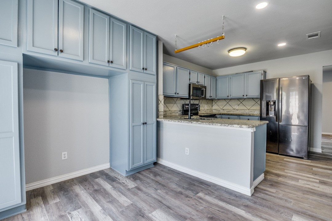 1004 Brae Loch Drive