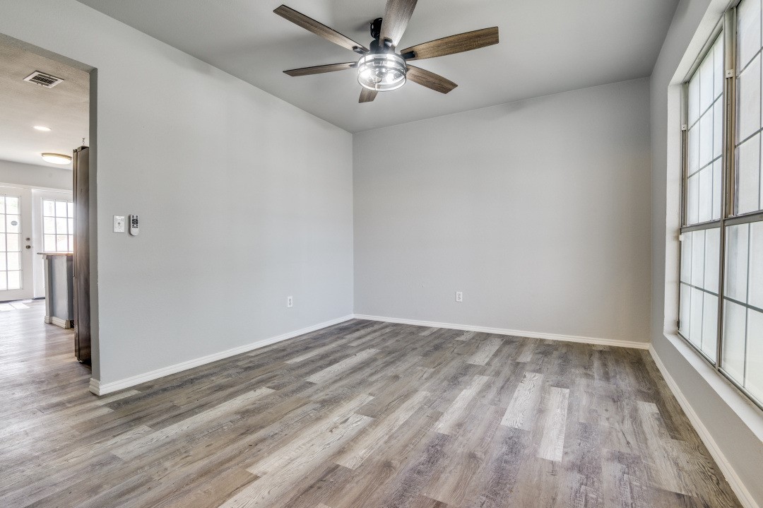 1004 Brae Loch Drive