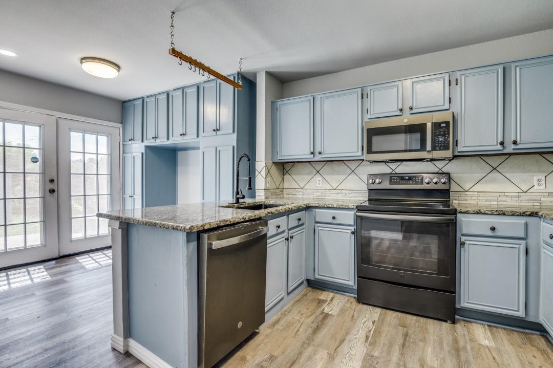 1004 Brae Loch Drive