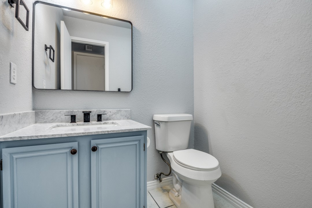 1004 Brae Loch Drive