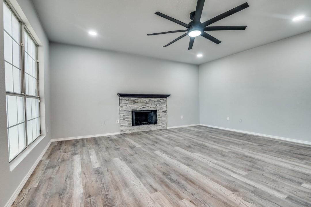 1004 Brae Loch Drive