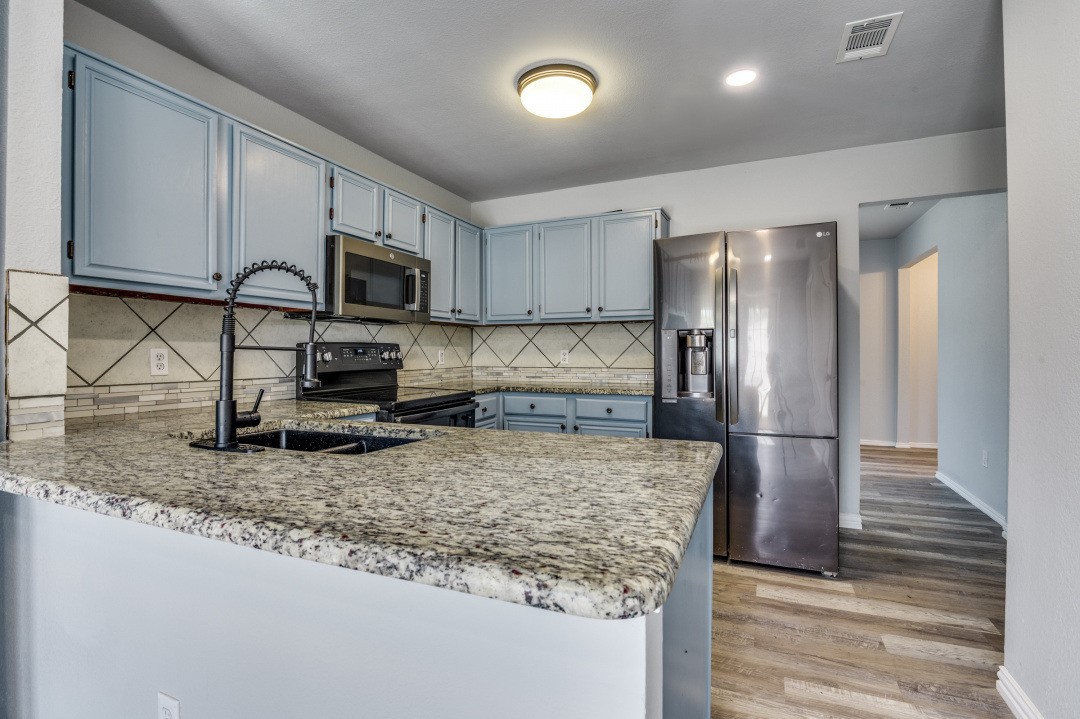 1004 Brae Loch Drive