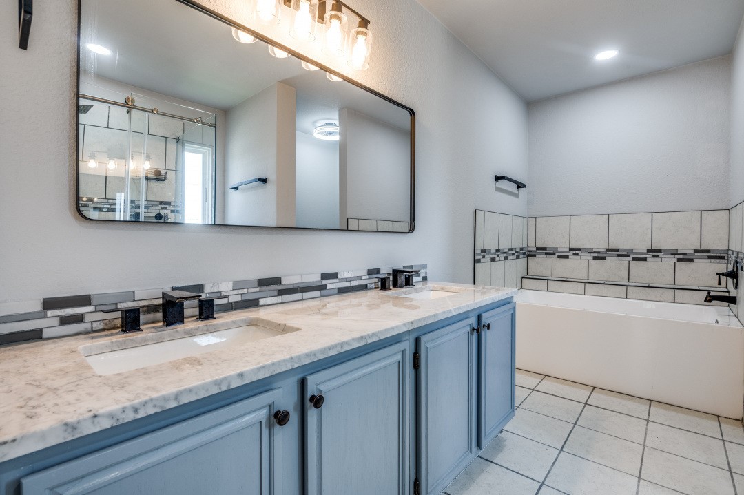 1004 Brae Loch Drive