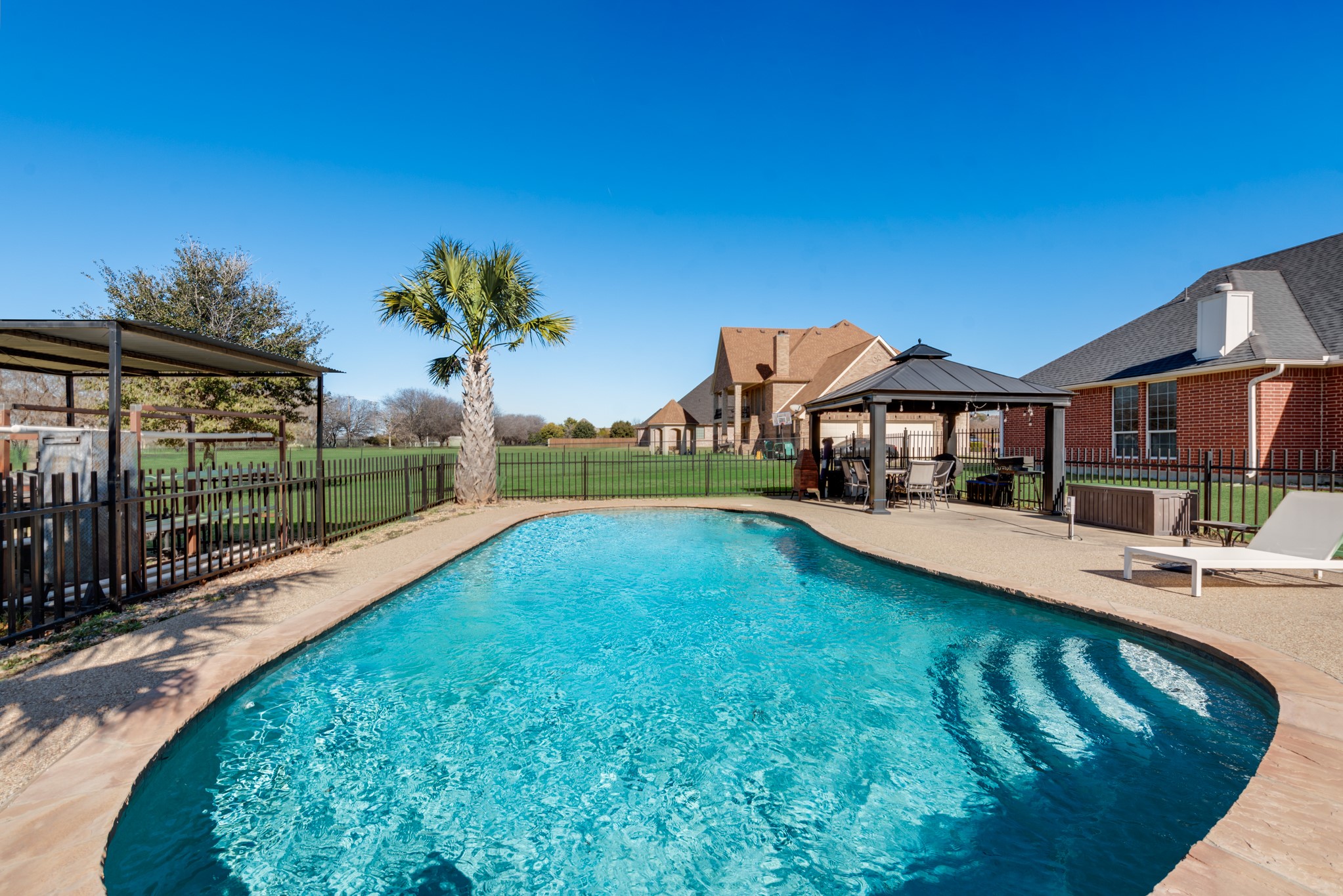1621 High Valley Lane