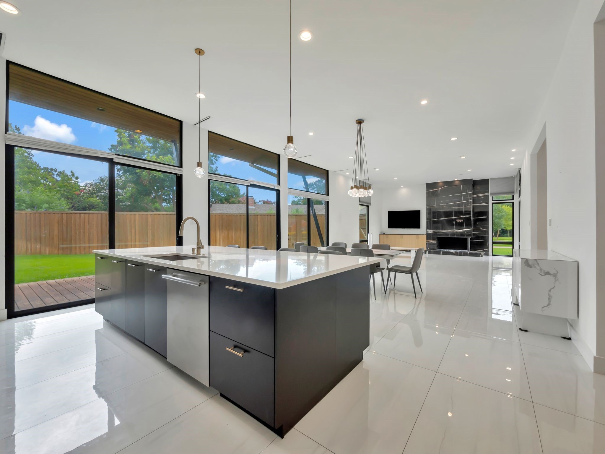 11248 Jamestown Road