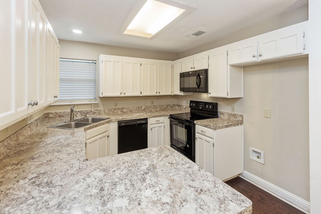 820 Greenridge Drive