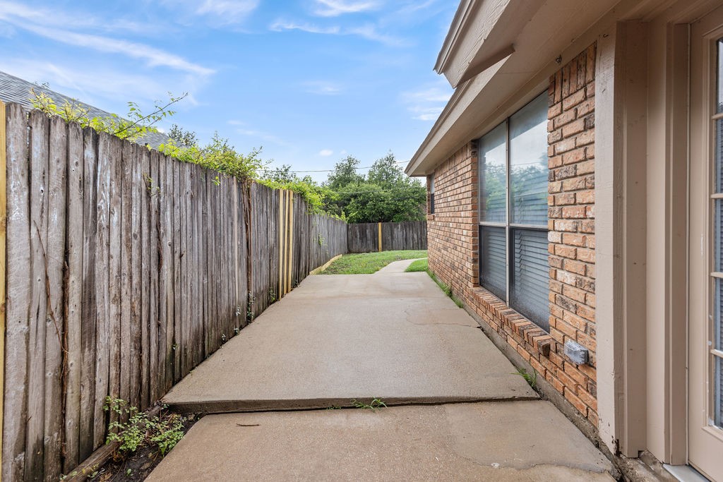 820 Greenridge Drive