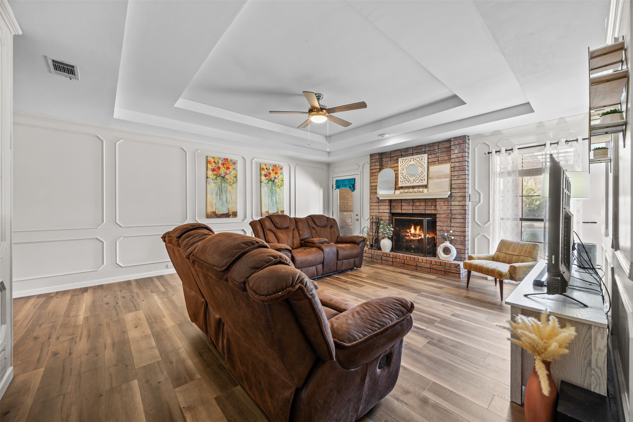 115 Ridge Oak Drive