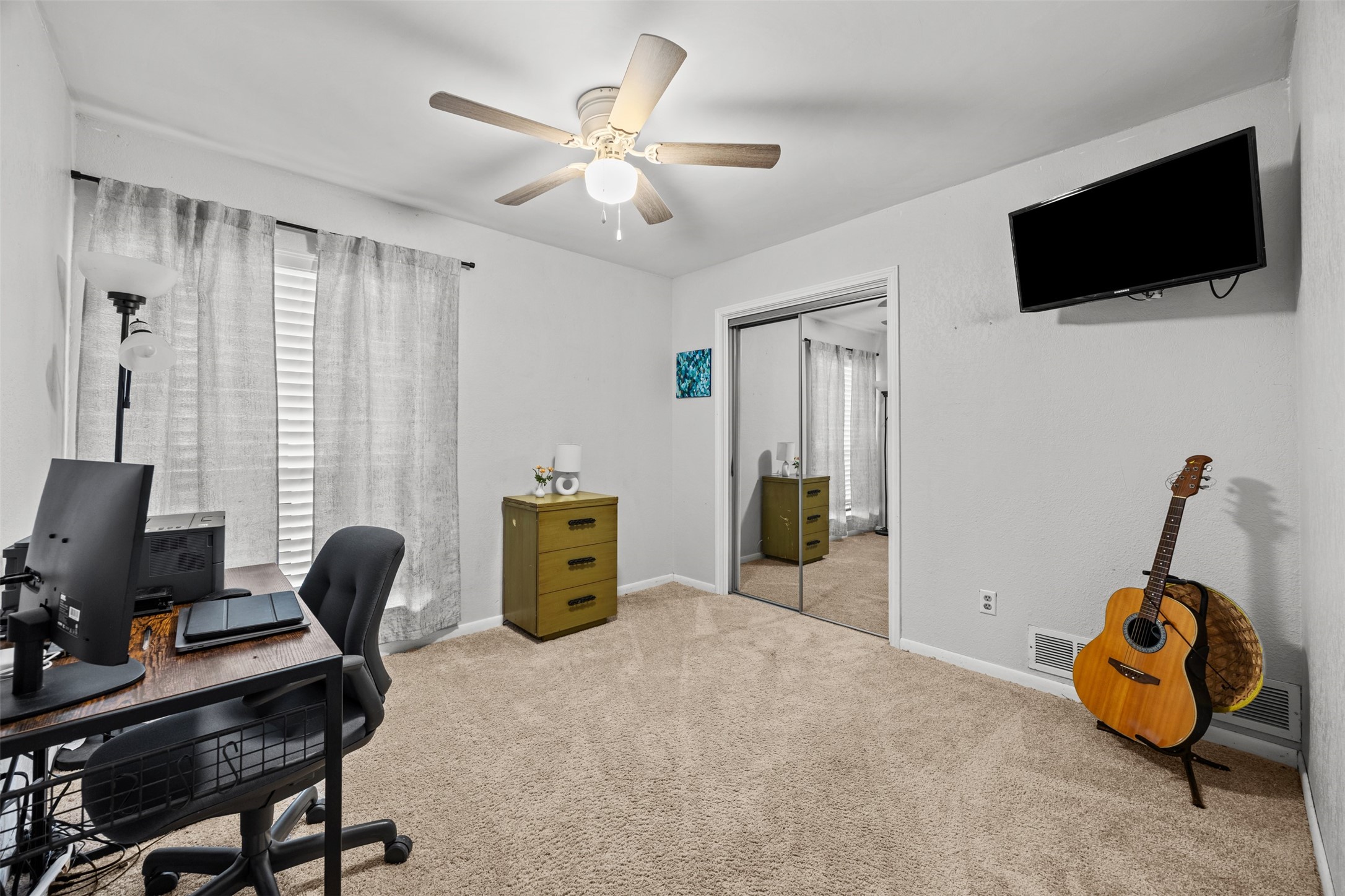 115 Ridge Oak Drive