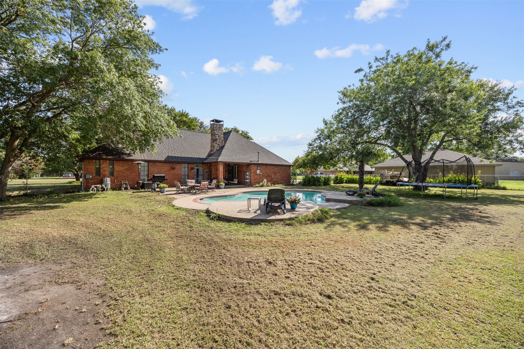 115 Ridge Oak Drive