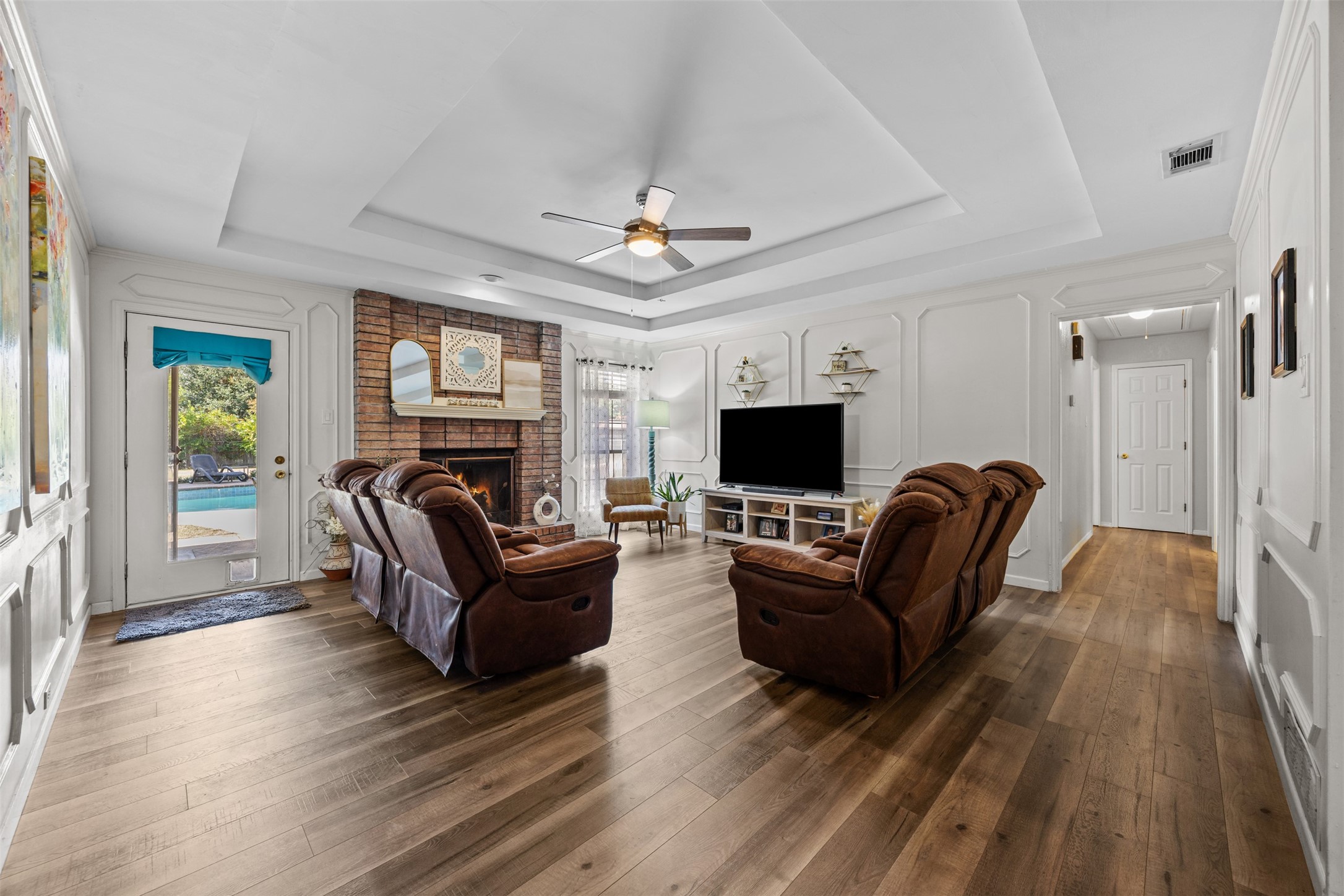 115 Ridge Oak Drive