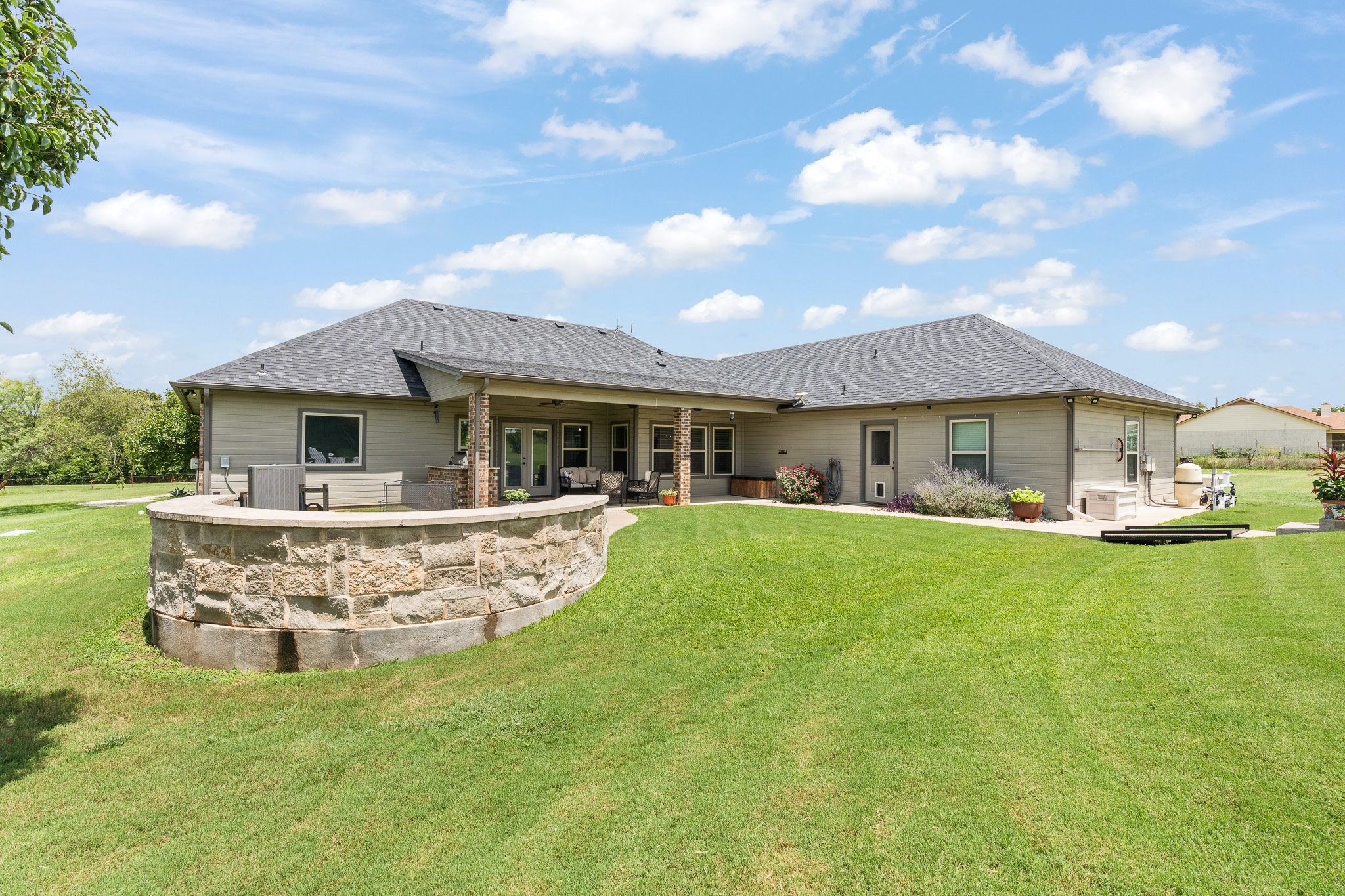 4128 Ascot Drive