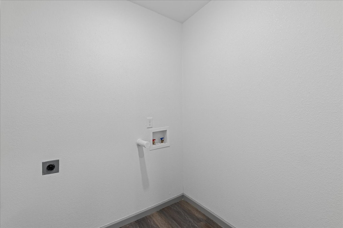 1826 Wellington Street