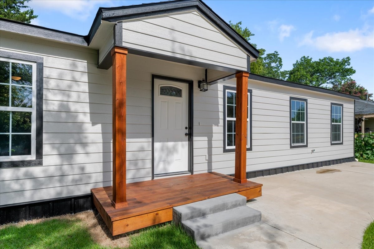 1826 Wellington Street