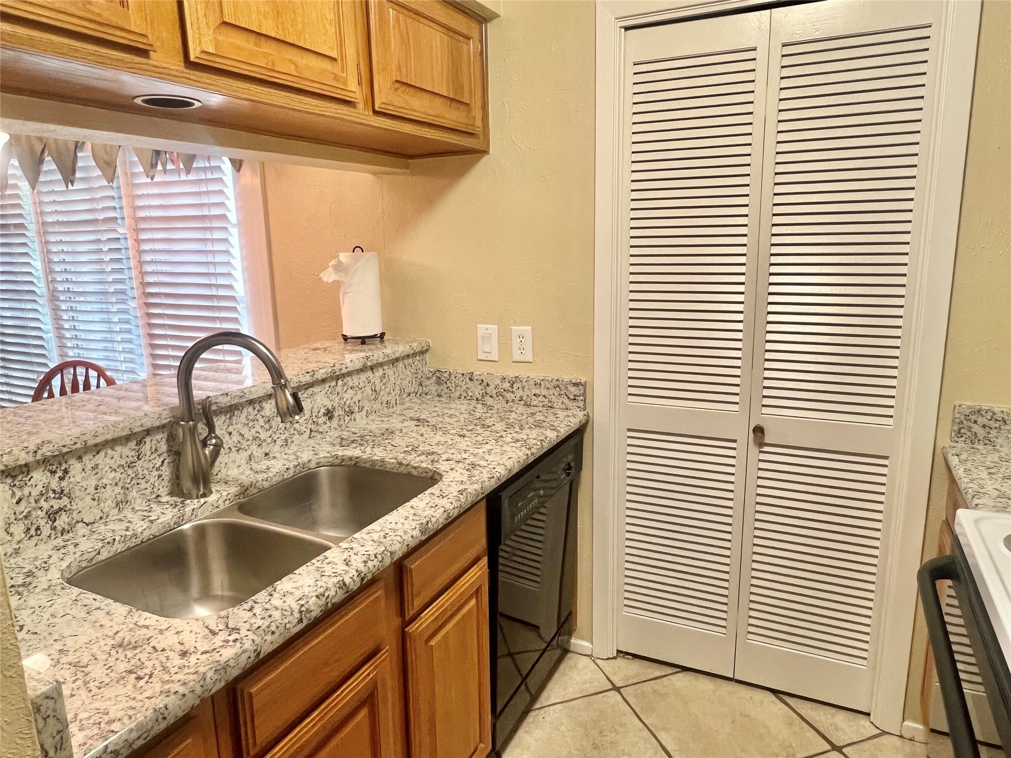 1206 Riverchase Lane 250