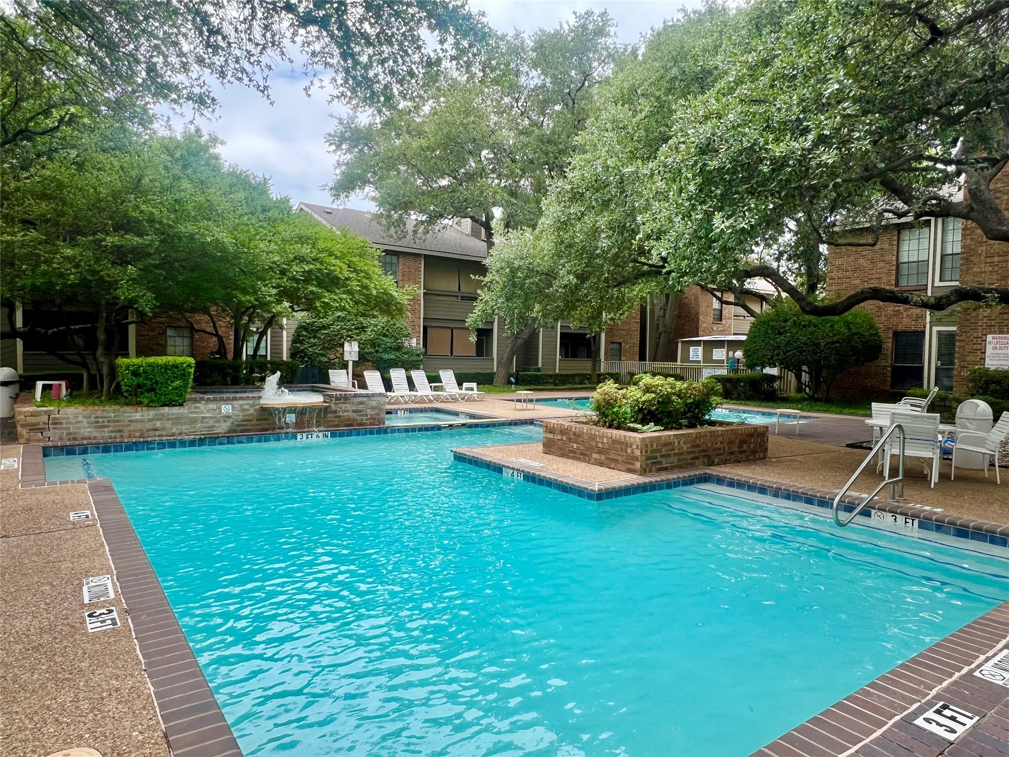 1206 Riverchase Lane 250