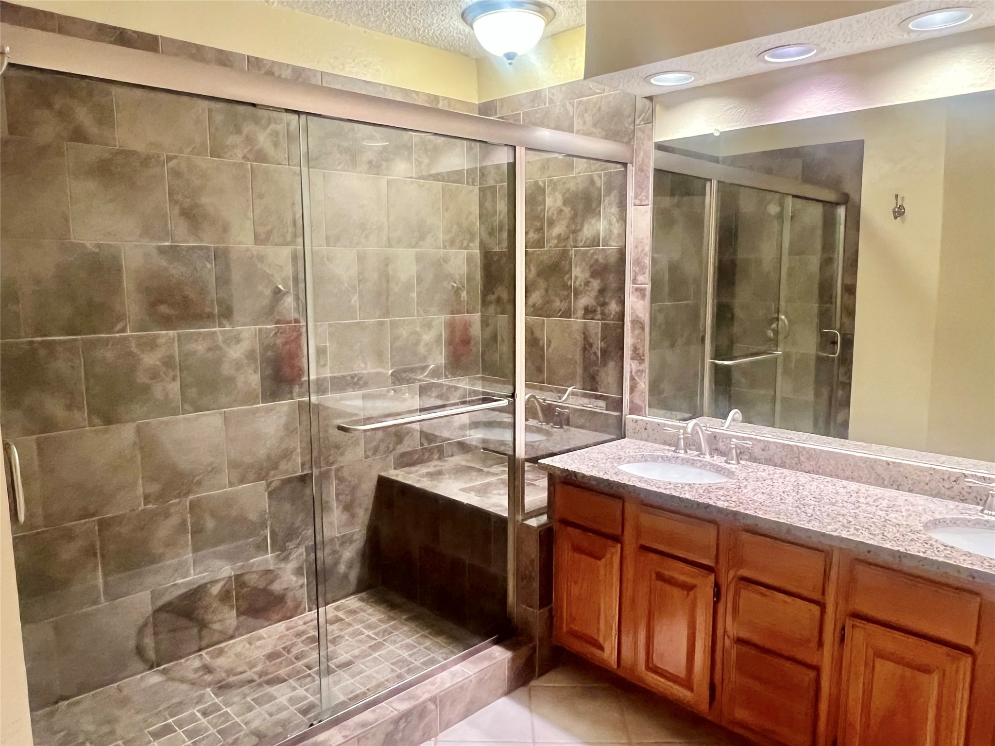 1206 Riverchase Lane 250