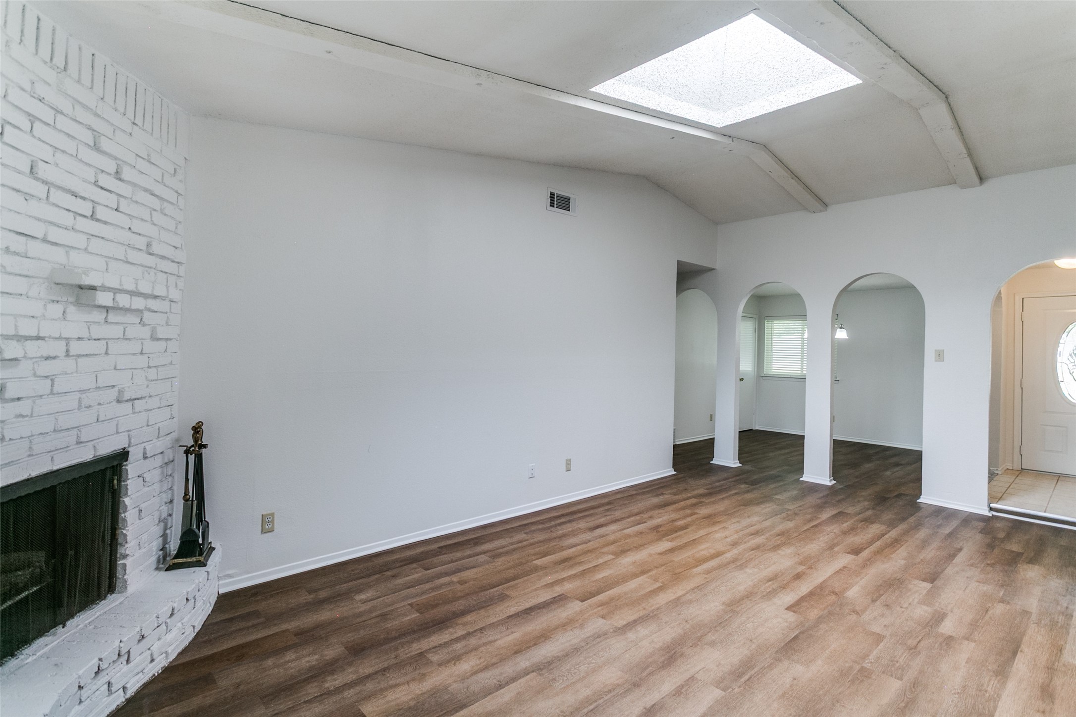 1808 Ridgewood Drive