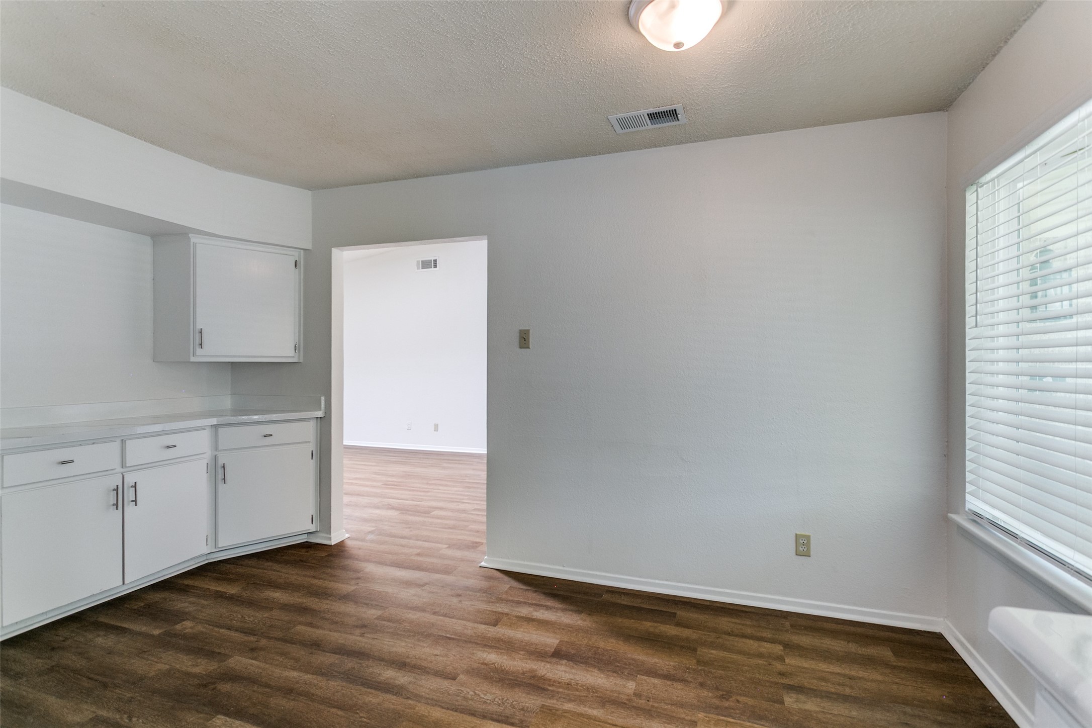 1808 Ridgewood Drive