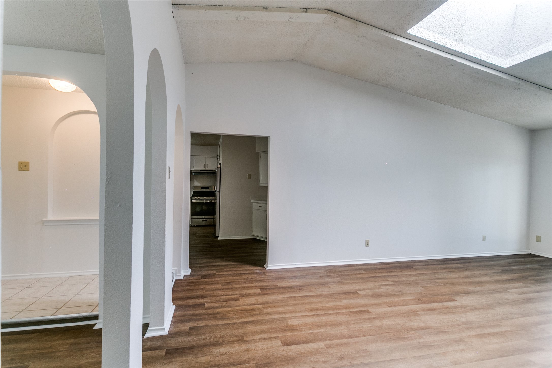 1808 Ridgewood Drive