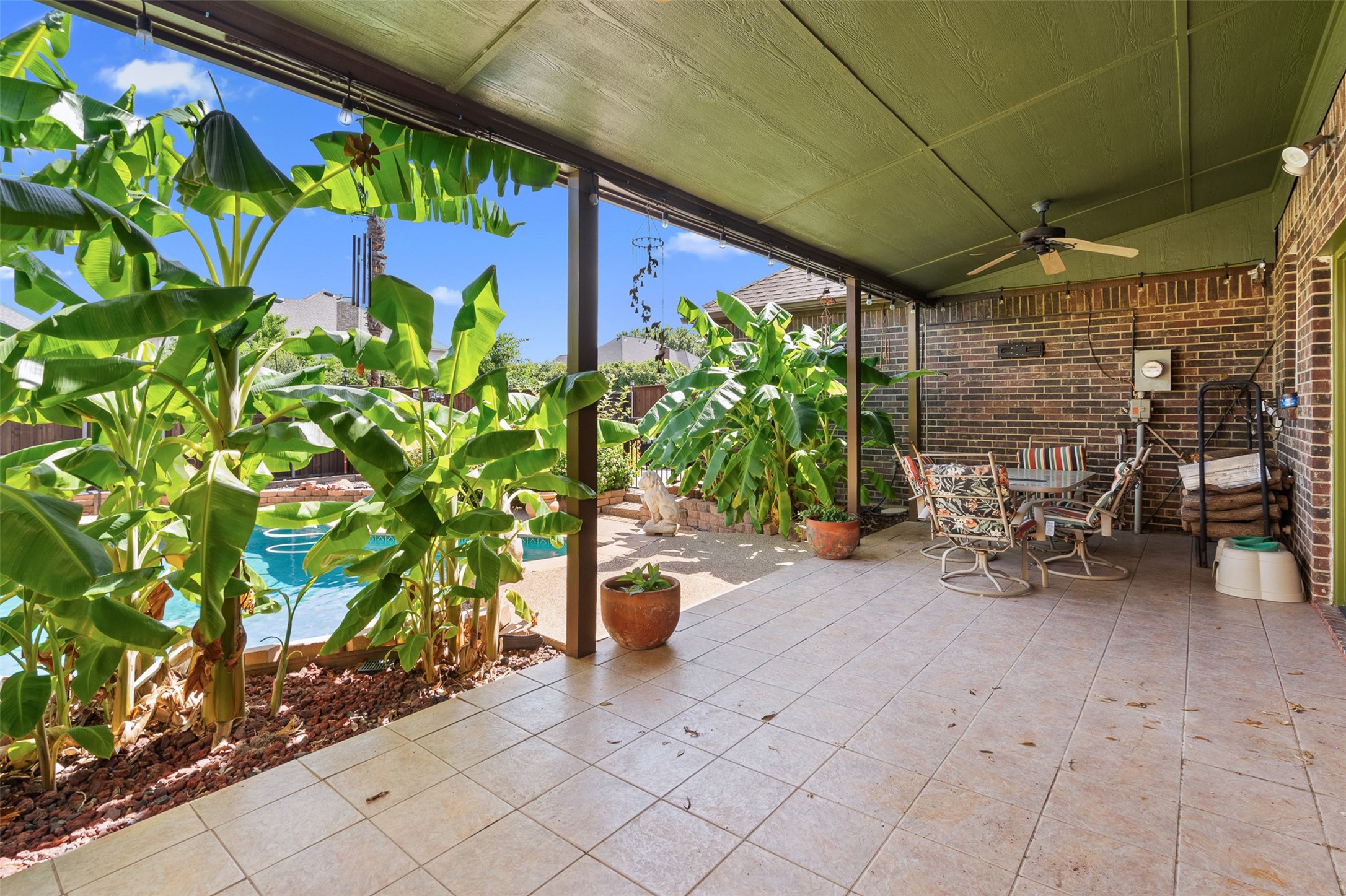 2713 Water Oak Drive