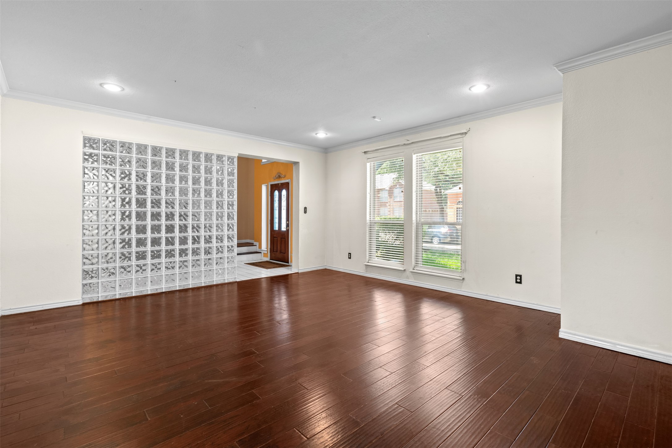 2713 Water Oak Drive