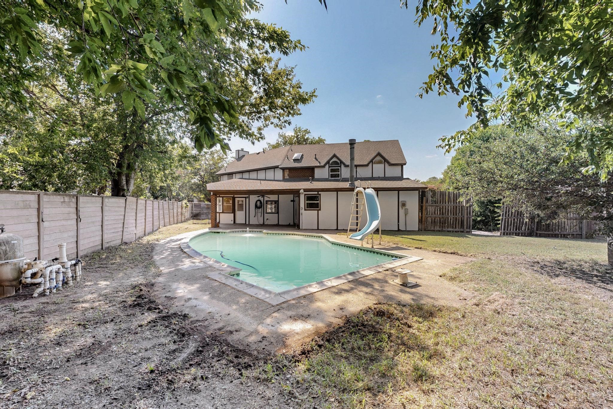 1201 Marlborough Drive