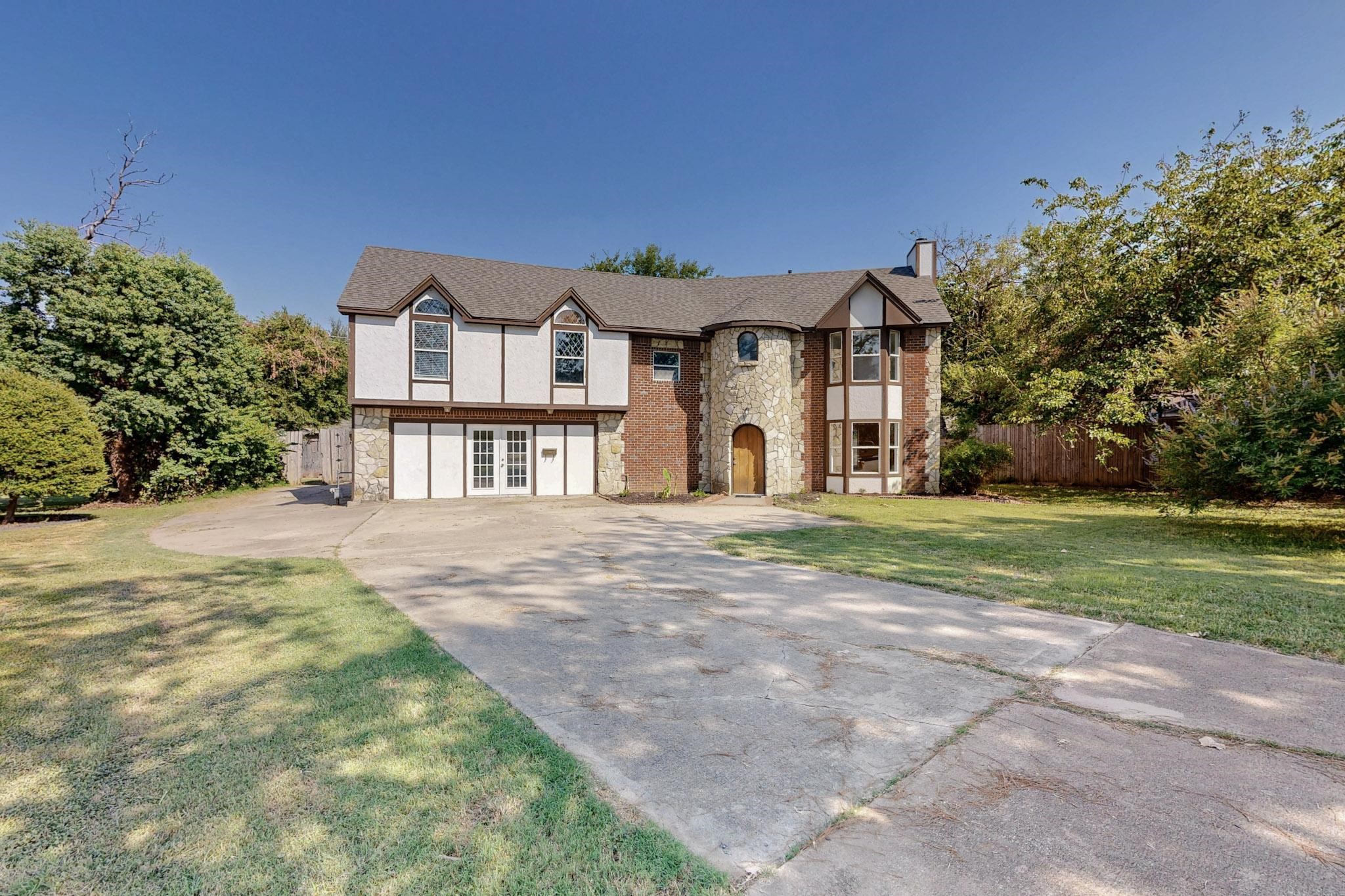 1201 Marlborough Drive