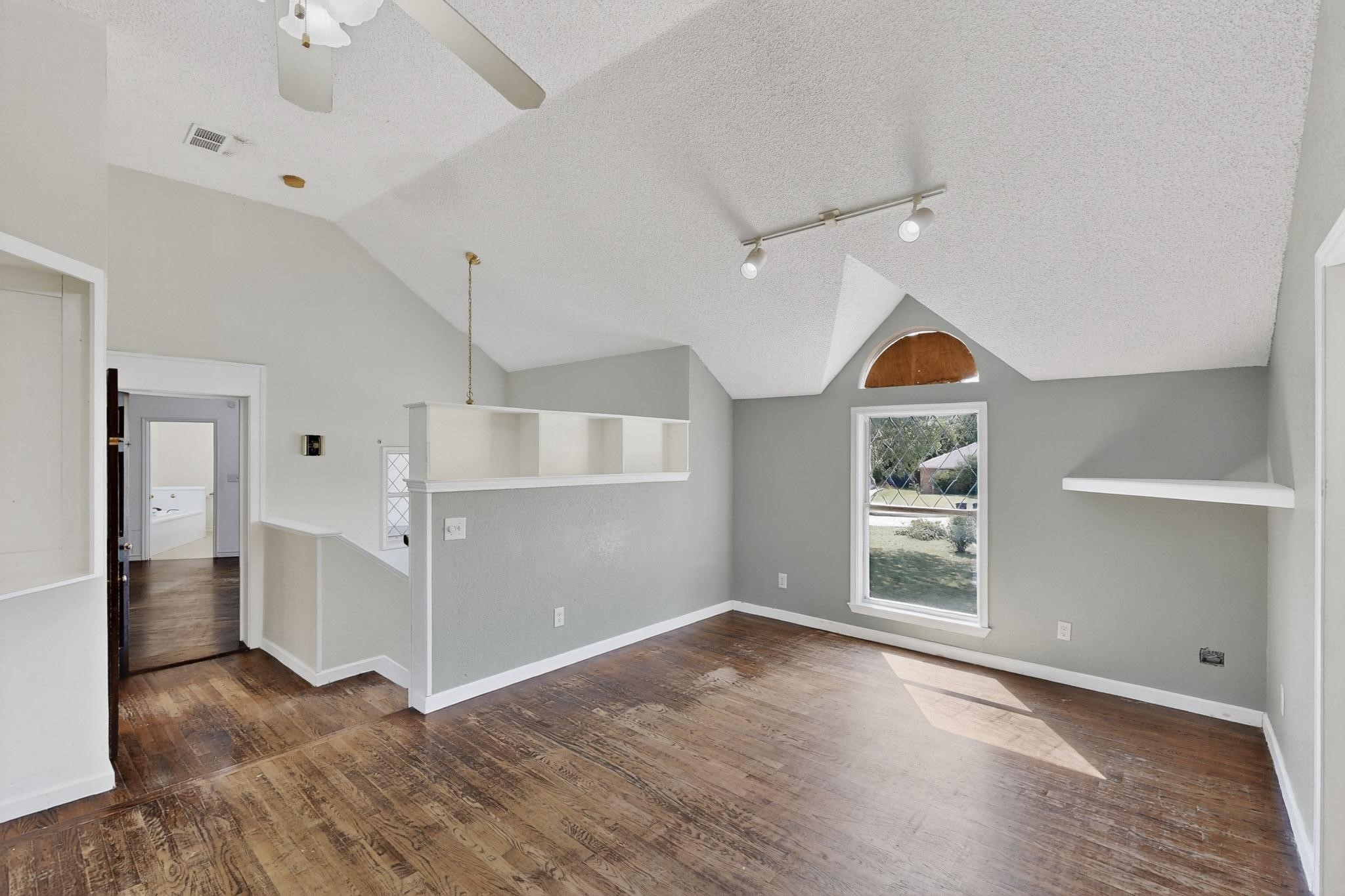 1201 Marlborough Drive