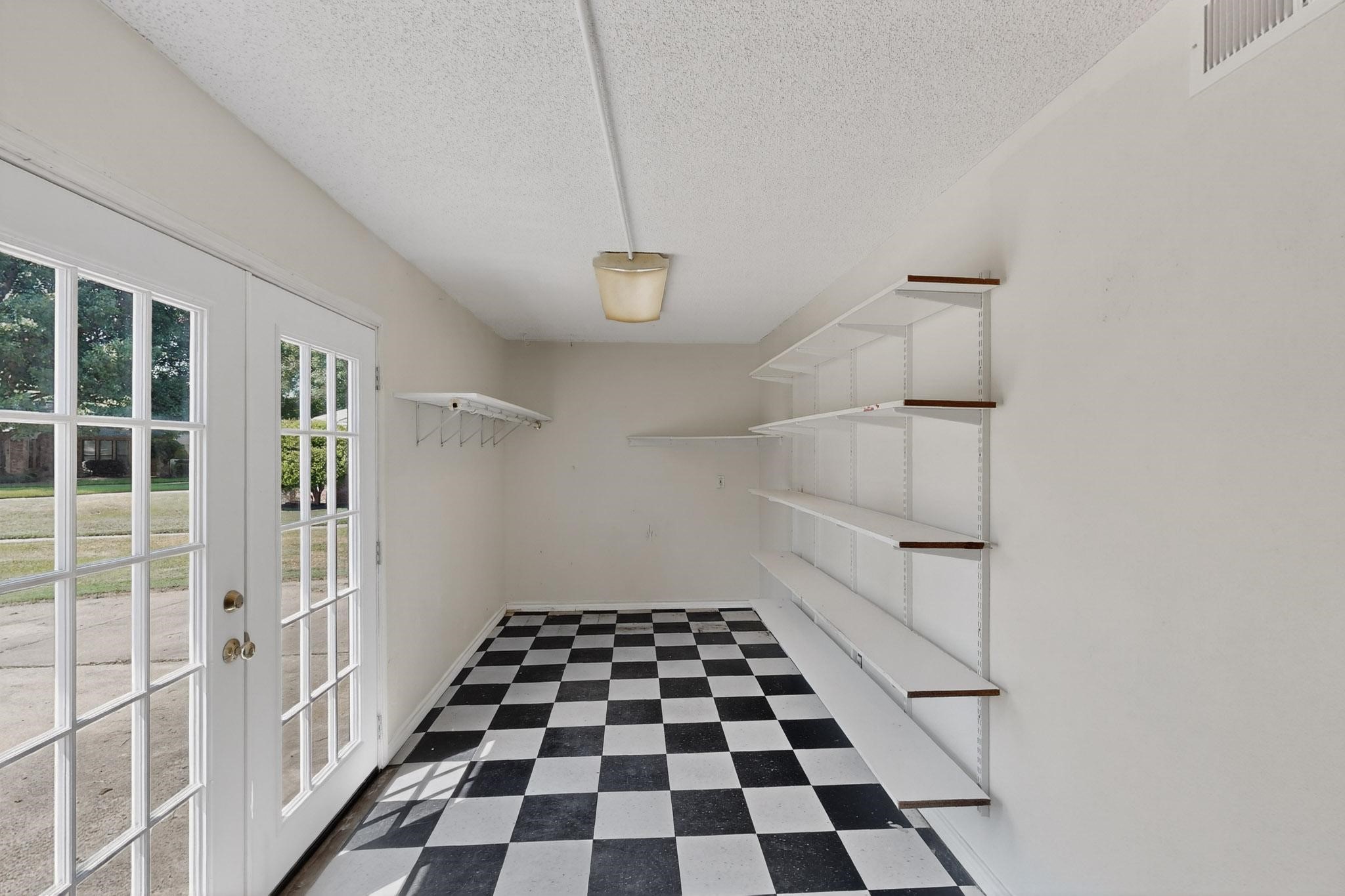 1201 Marlborough Drive