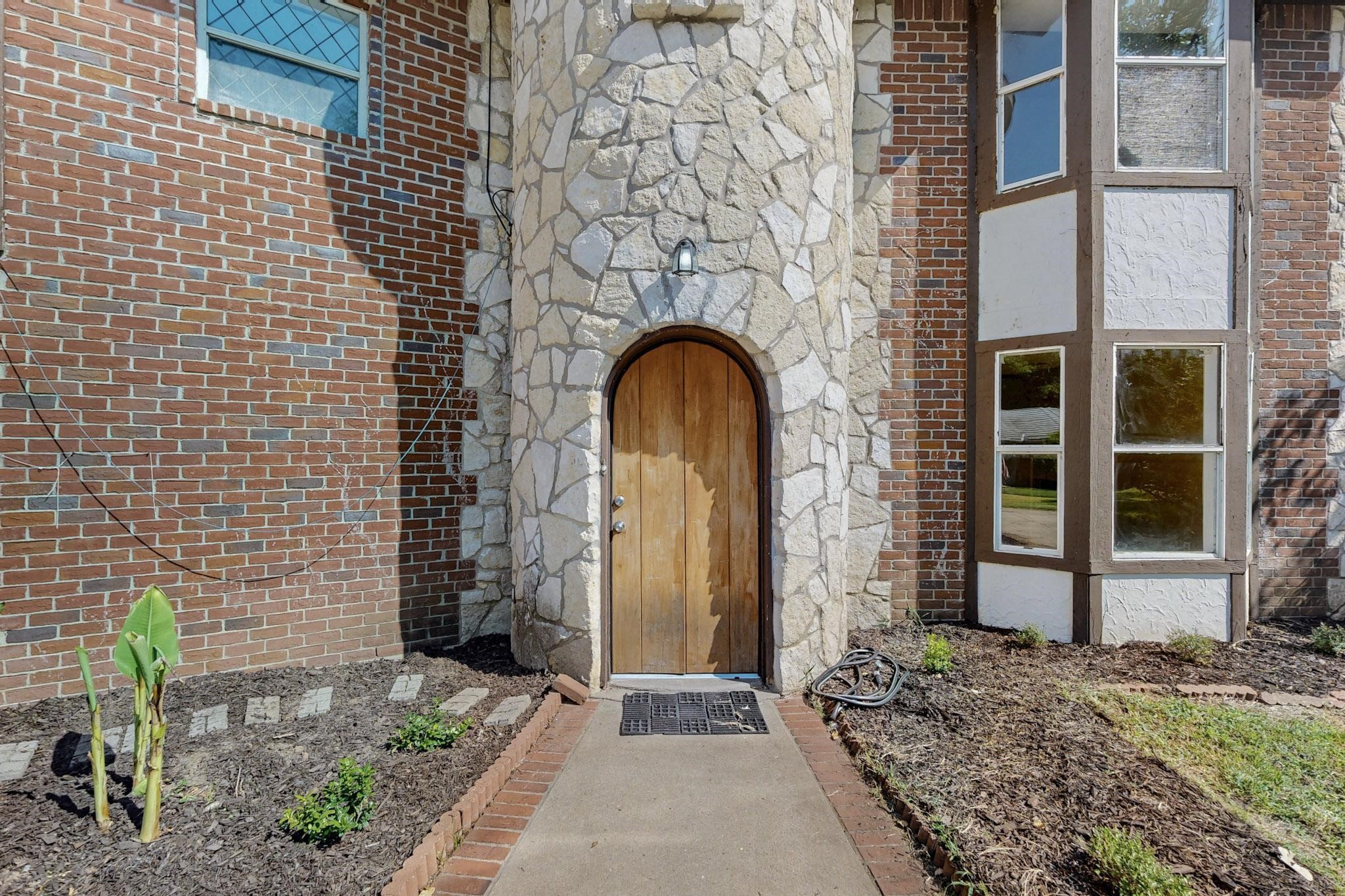 1201 Marlborough Drive