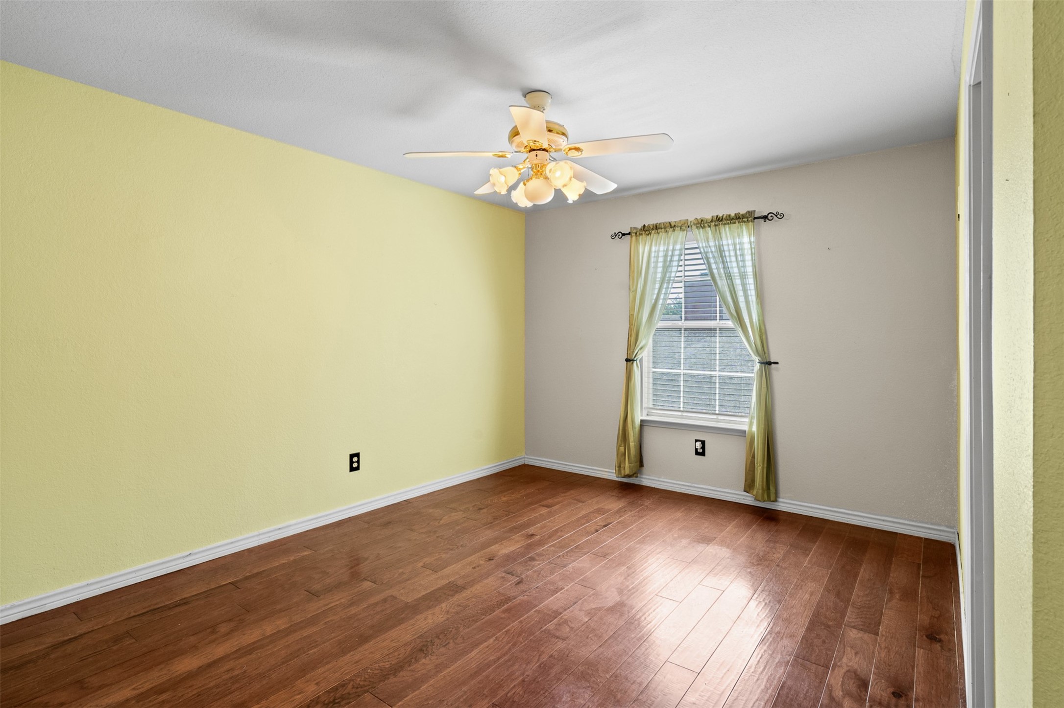 2713 Water Oak Drive