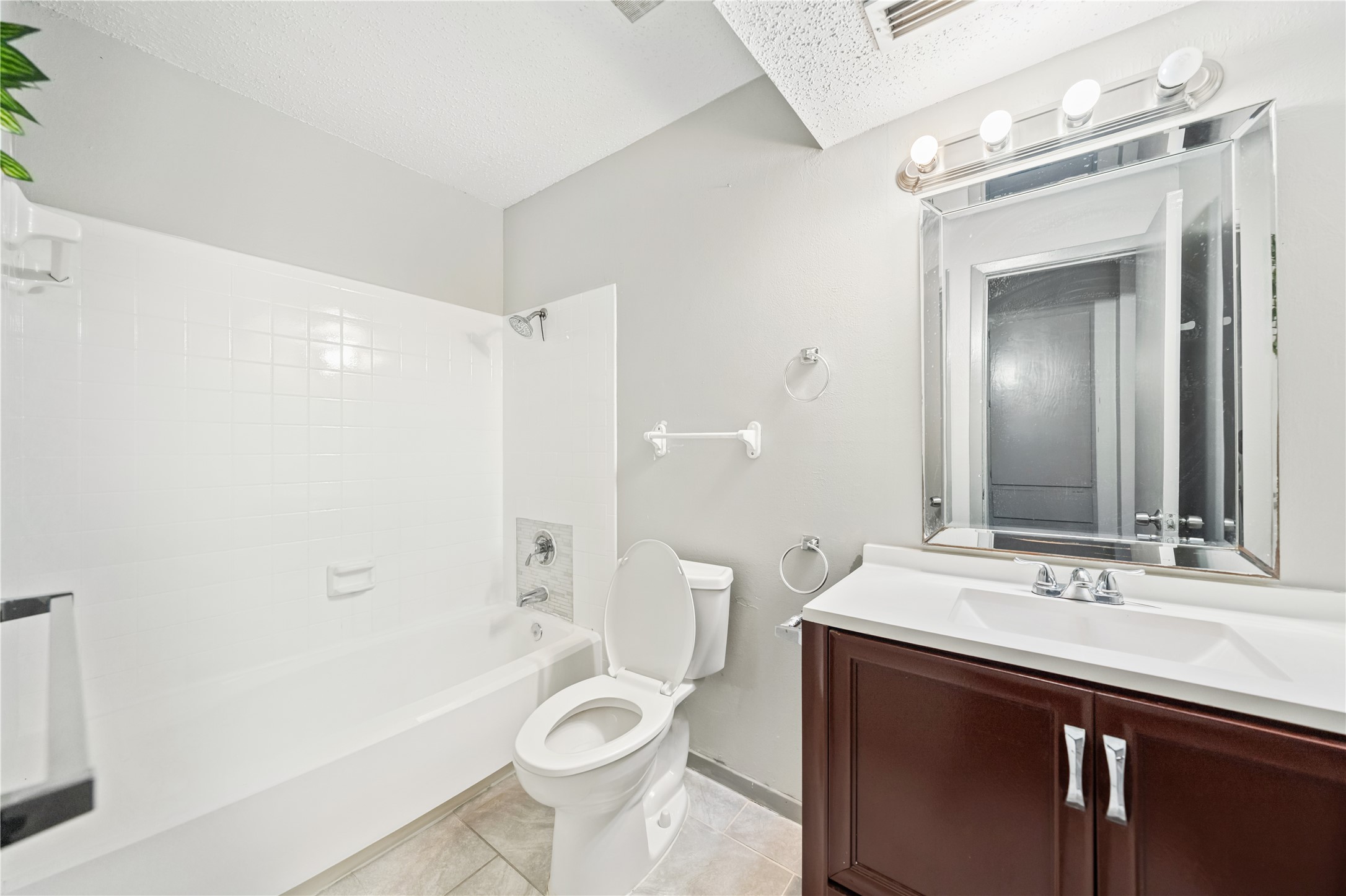 12484 Abrams Road 1724