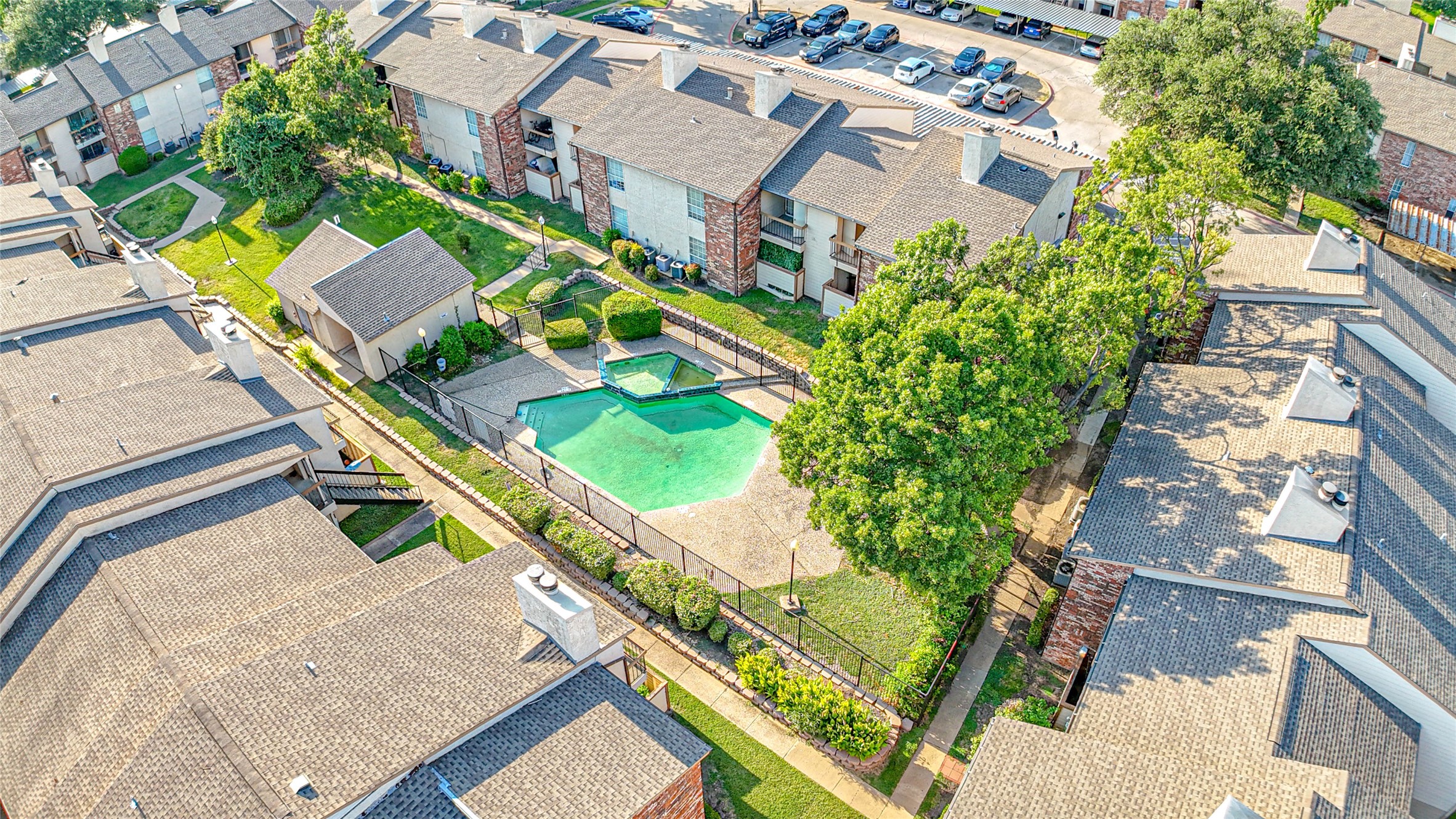 12484 Abrams Road 1724